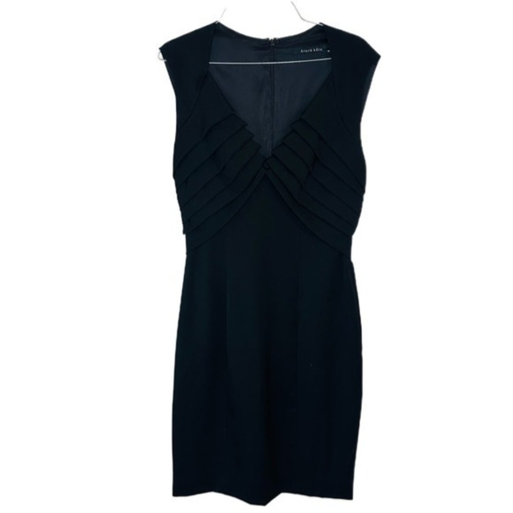 Black Halo Pleated V-Neck Sheath in‎ Black Size 4